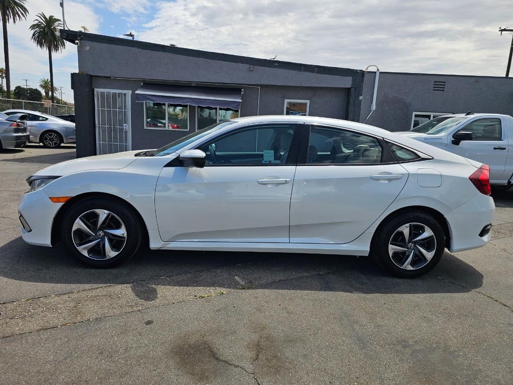Honda Civic Sedan Vehicle Full-screen Gallery Image 2