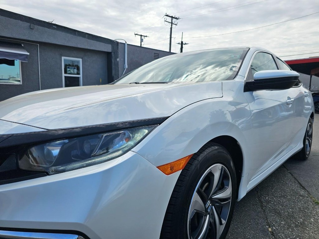 Honda Civic Sedan Vehicle Full-screen Gallery Image 10