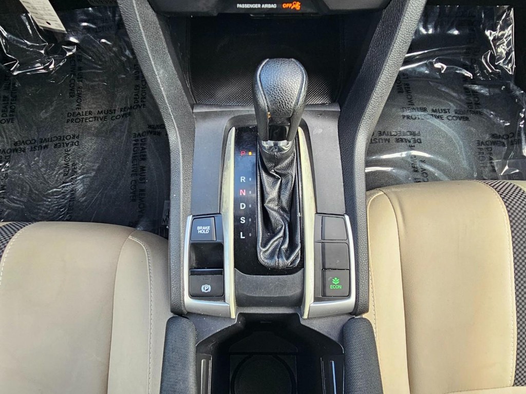Honda Civic Sedan Vehicle Full-screen Gallery Image 31