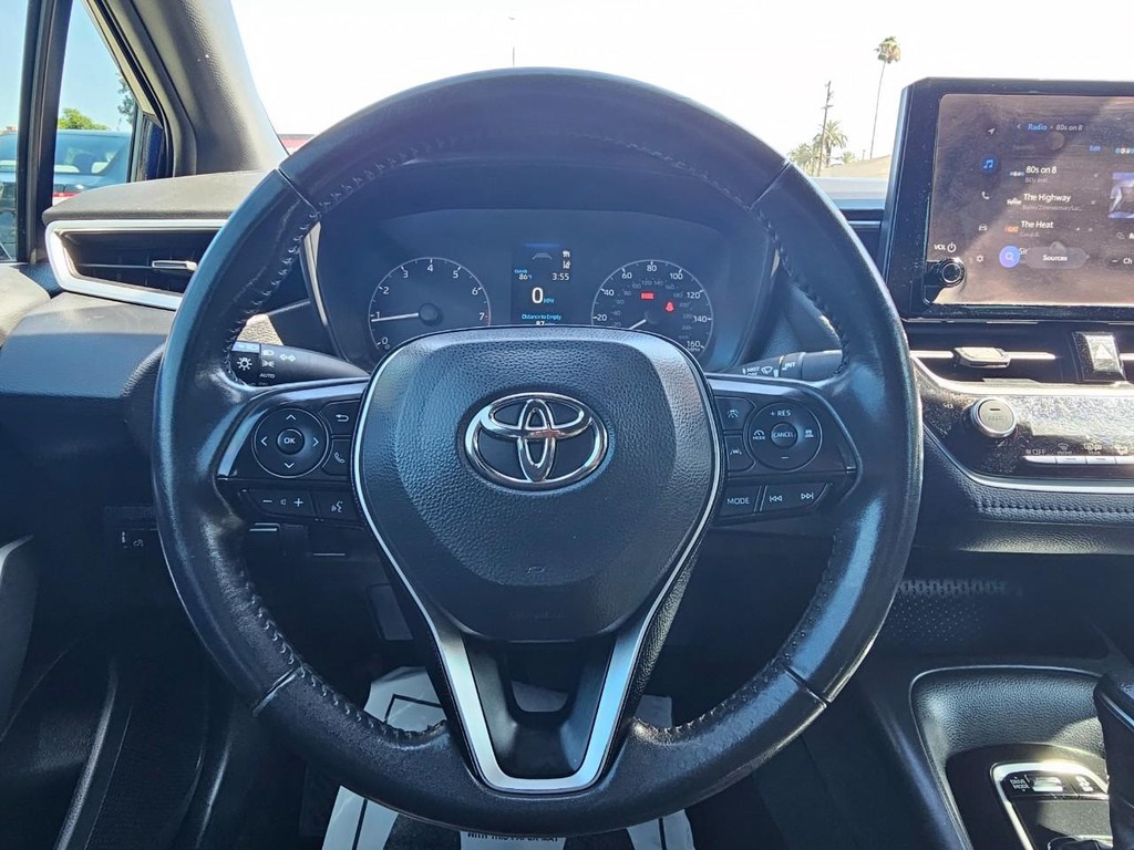 Toyota Corolla Vehicle Full-screen Gallery Image 28