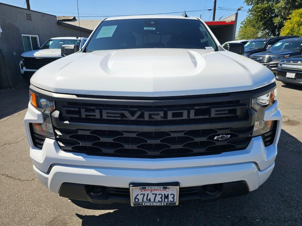 Chevrolet Silverado 1500 Vehicle Full-screen Gallery Image 8