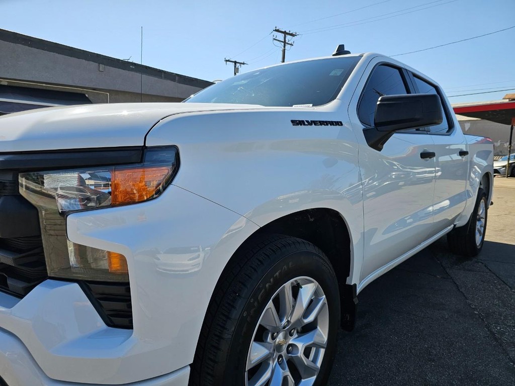 Chevrolet Silverado 1500 Vehicle Full-screen Gallery Image 10