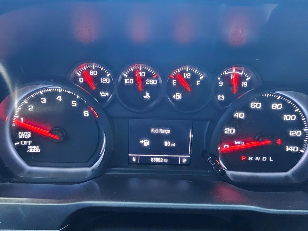 Chevrolet Silverado 1500 Vehicle Full-screen Gallery Image 19