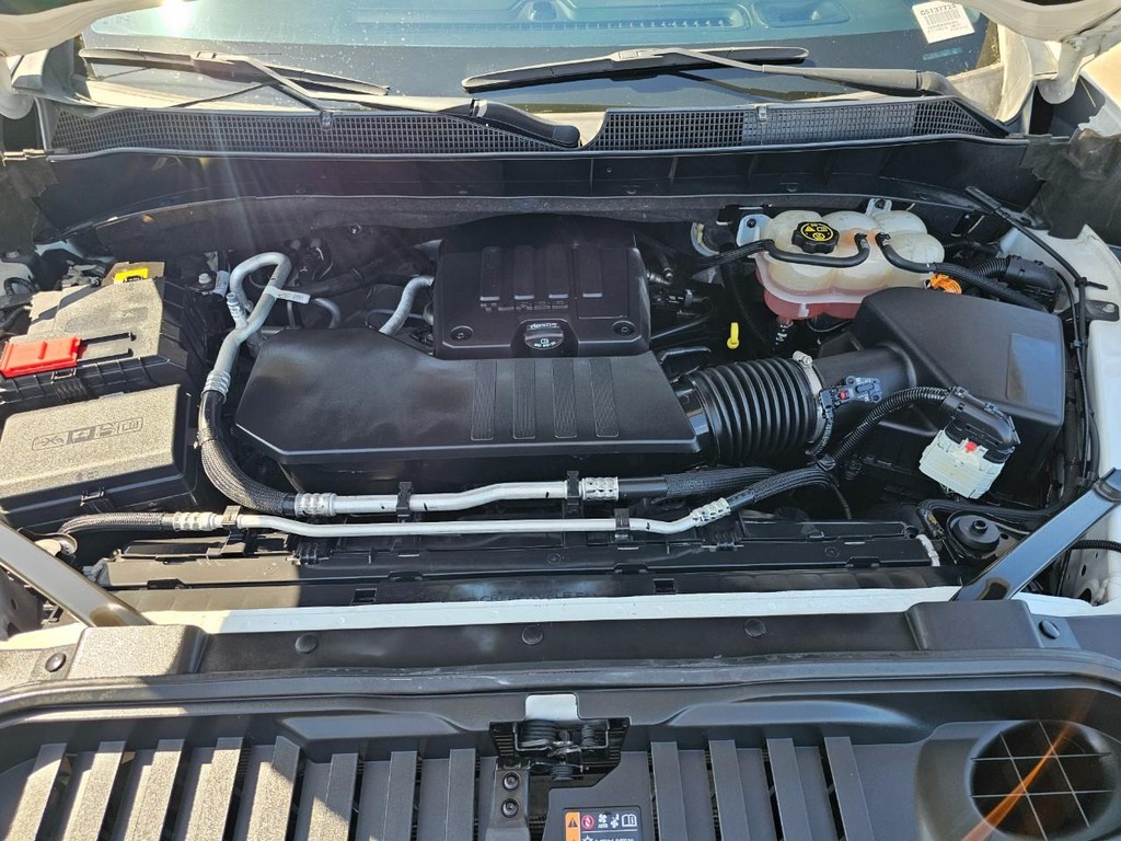 Chevrolet Silverado 1500 Vehicle Full-screen Gallery Image 33
