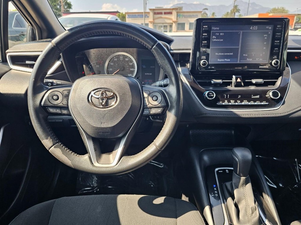 Toyota Corolla Vehicle Full-screen Gallery Image 26