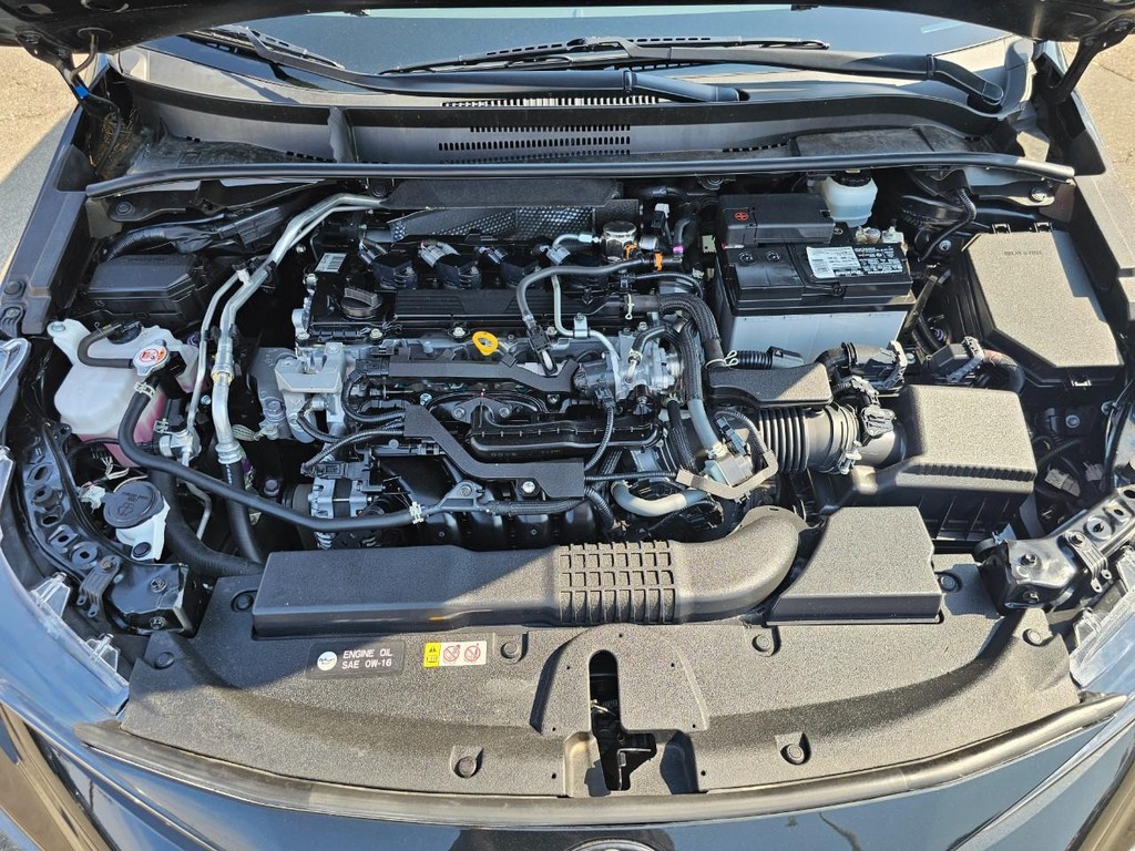 Toyota Corolla Vehicle Full-screen Gallery Image 33