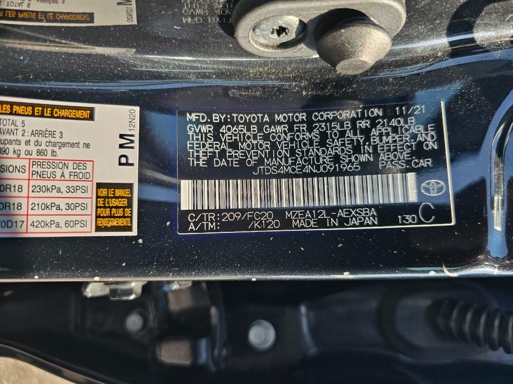 Toyota Corolla Vehicle Full-screen Gallery Image 35