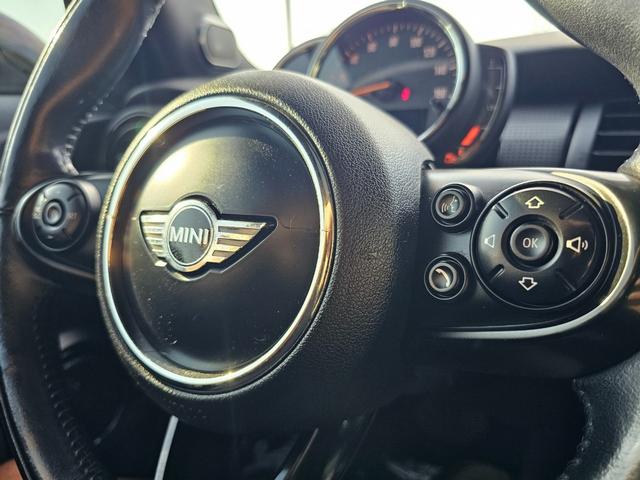 MINI Hardtop 4 Door Vehicle Full-screen Gallery Image 20