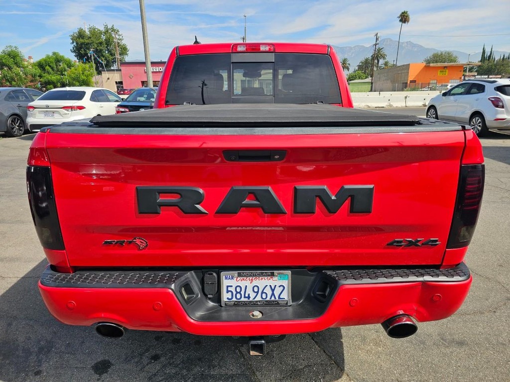 Ram 1500 Vehicle Full-screen Gallery Image 5