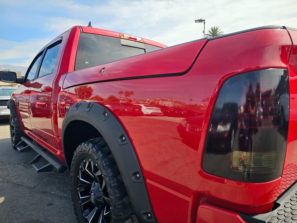 Ram 1500 Vehicle Full-screen Gallery Image 12