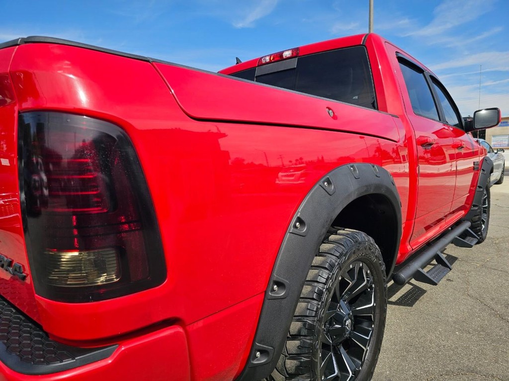 Ram 1500 Vehicle Full-screen Gallery Image 13