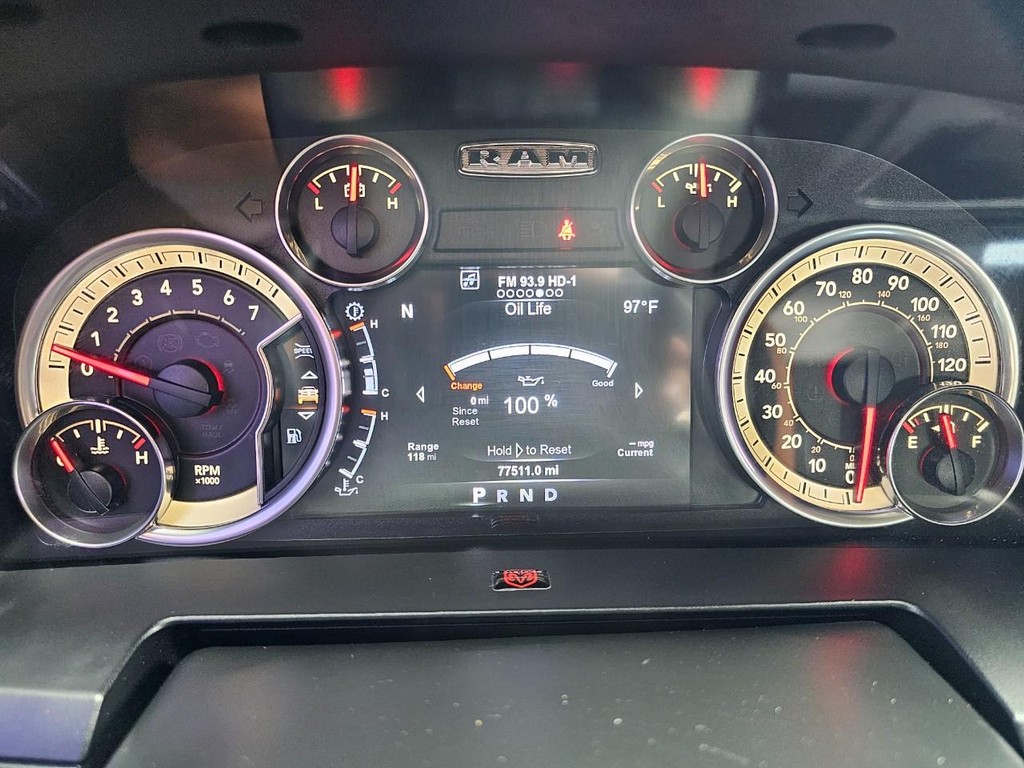 Ram 1500 Vehicle Full-screen Gallery Image 26