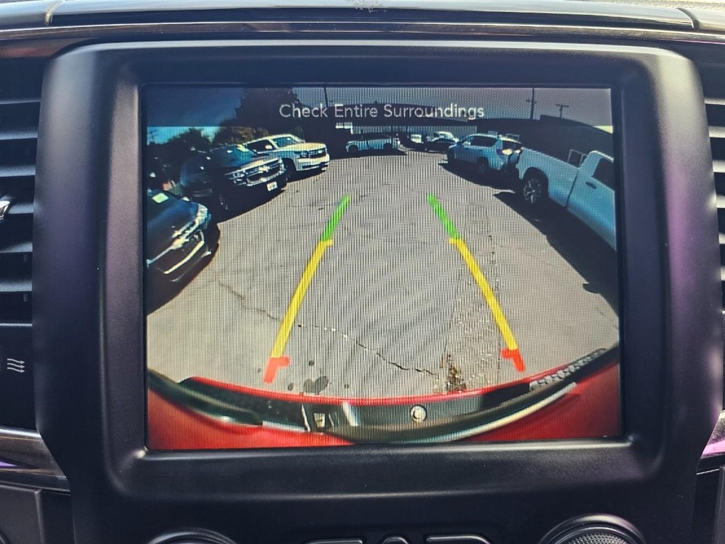 Ram 1500 Vehicle Full-screen Gallery Image 28