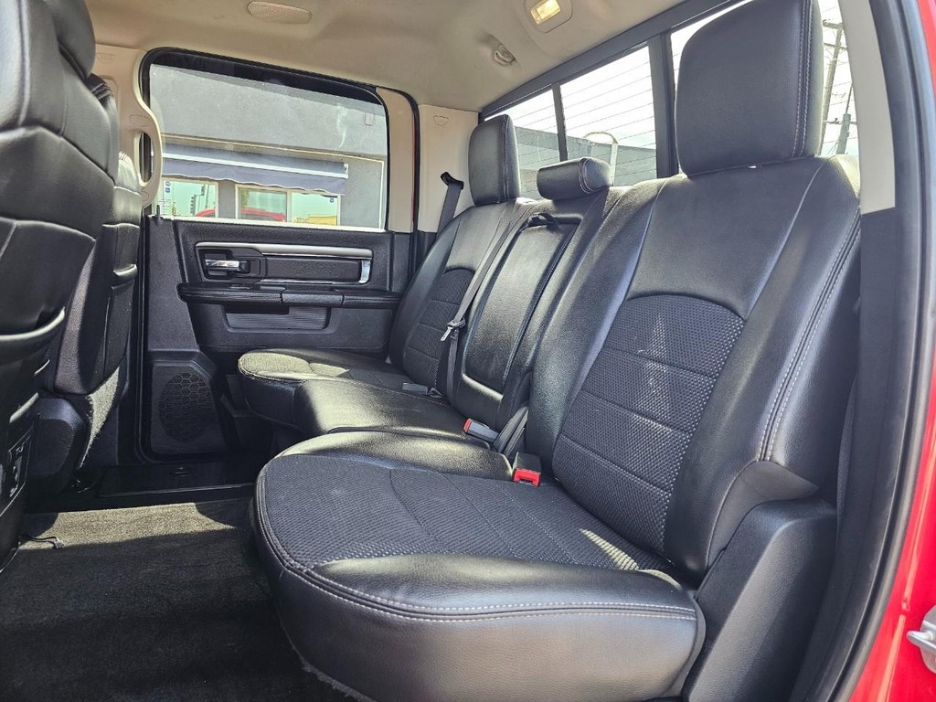 Ram 1500 Vehicle Full-screen Gallery Image 30