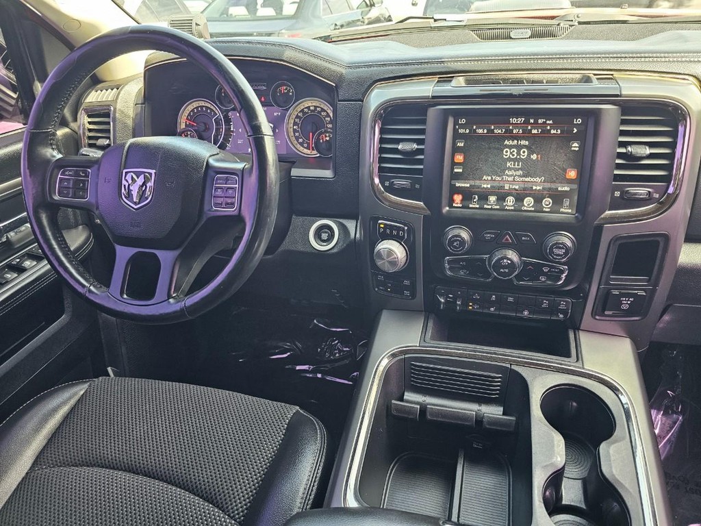 Ram 1500 Vehicle Full-screen Gallery Image 34