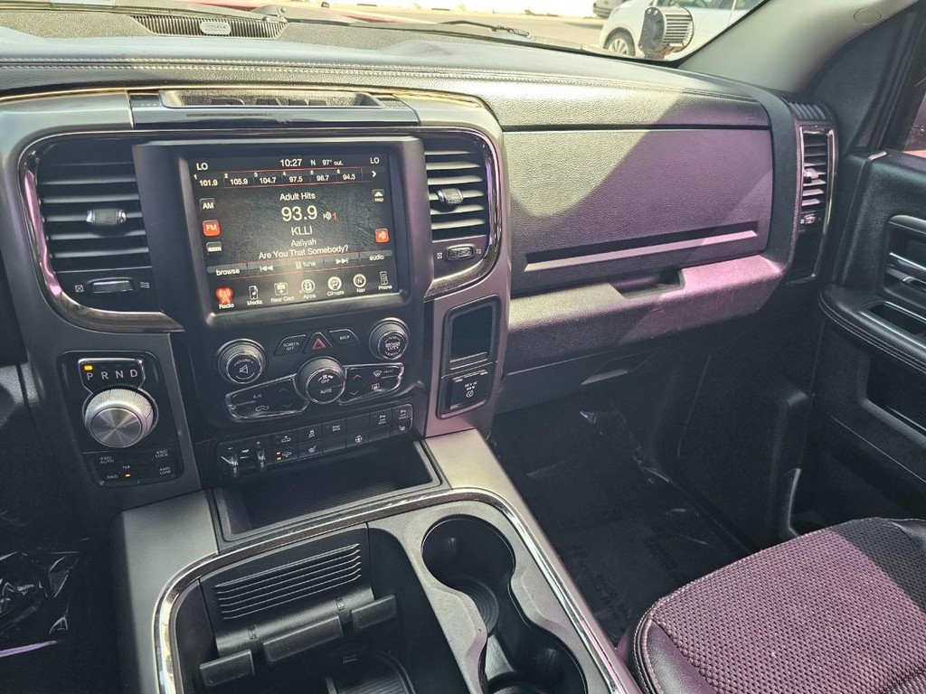 Ram 1500 Vehicle Full-screen Gallery Image 35