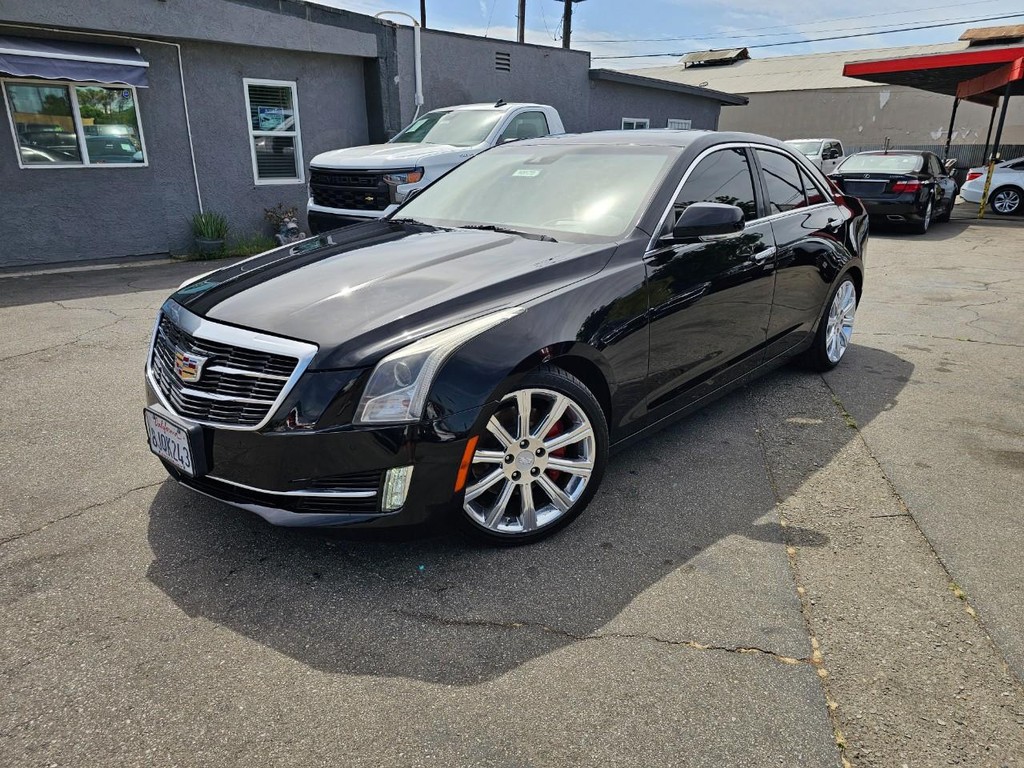 Cadillac ATS Sedan Vehicle Full-screen Gallery Image 2