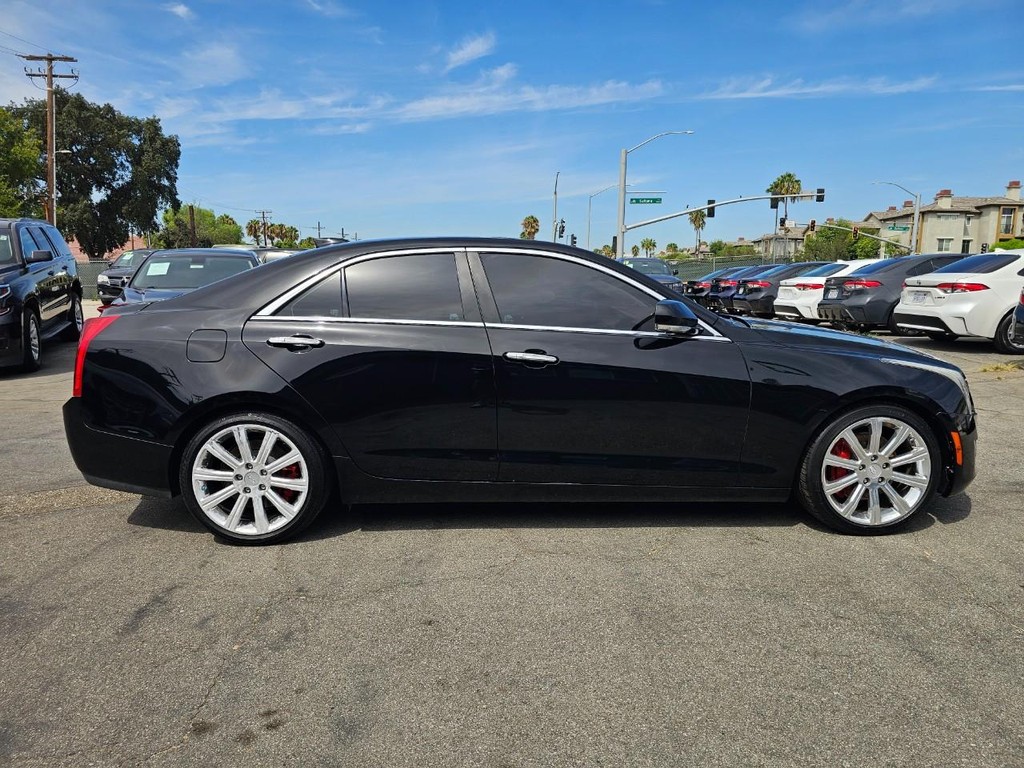 Cadillac ATS Sedan Vehicle Full-screen Gallery Image 7