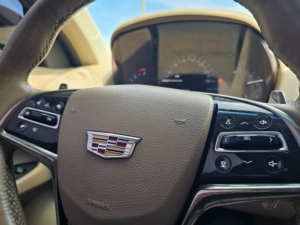 Cadillac ATS Sedan Vehicle Full-screen Gallery Image 19
