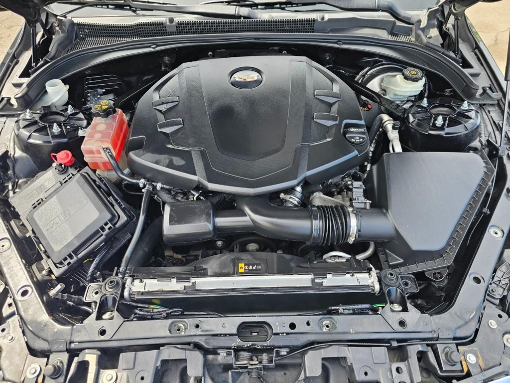 Cadillac ATS Sedan Vehicle Full-screen Gallery Image 34