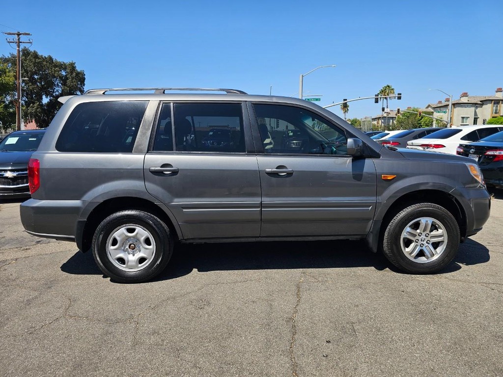 Honda Pilot Vehicle Full-screen Gallery Image 7