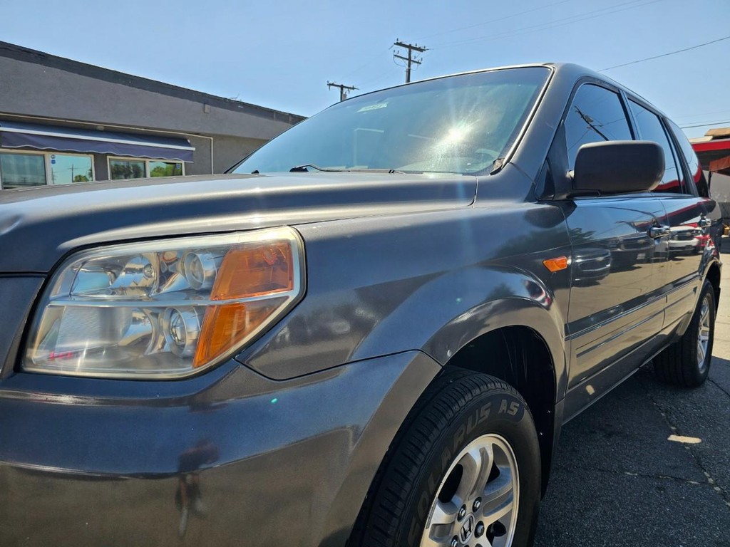 Honda Pilot Vehicle Full-screen Gallery Image 11