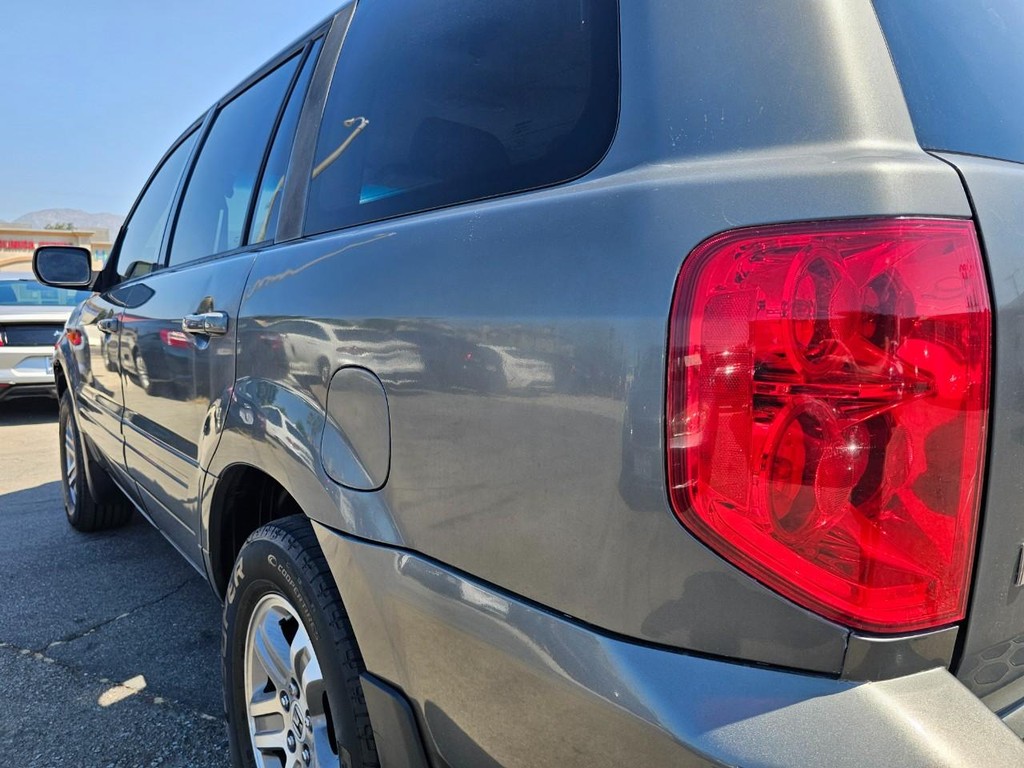Honda Pilot Vehicle Full-screen Gallery Image 12