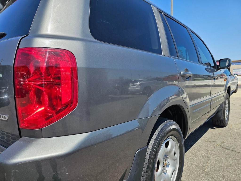 Honda Pilot Vehicle Full-screen Gallery Image 13