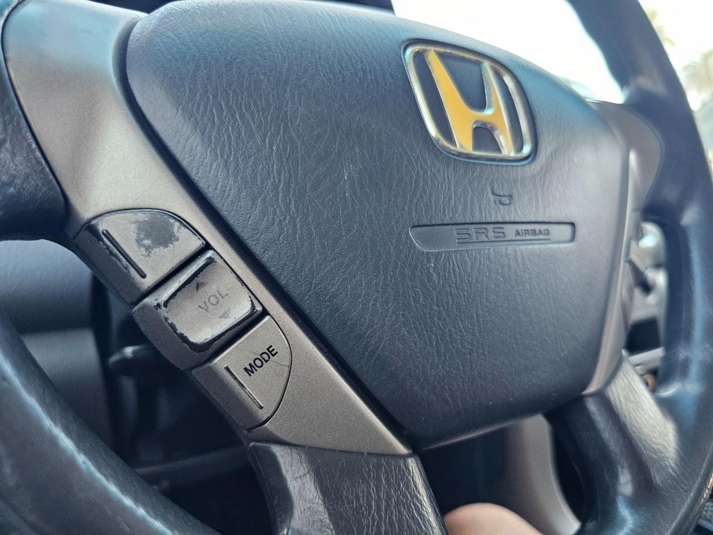 Honda Pilot Vehicle Full-screen Gallery Image 21