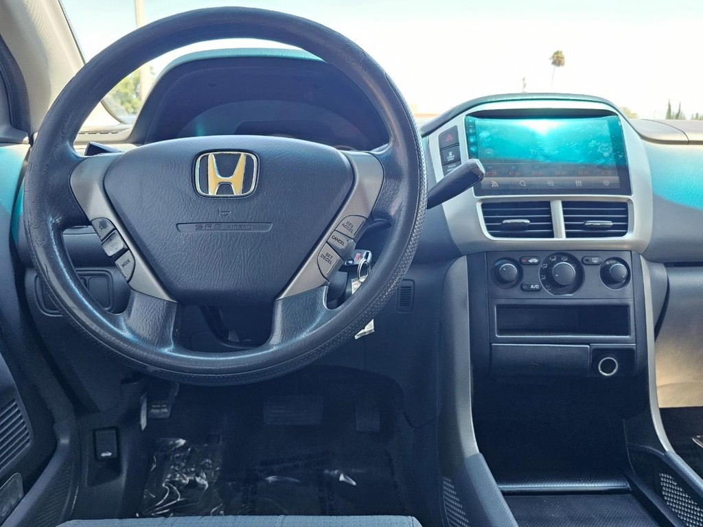 Honda Pilot Vehicle Full-screen Gallery Image 27