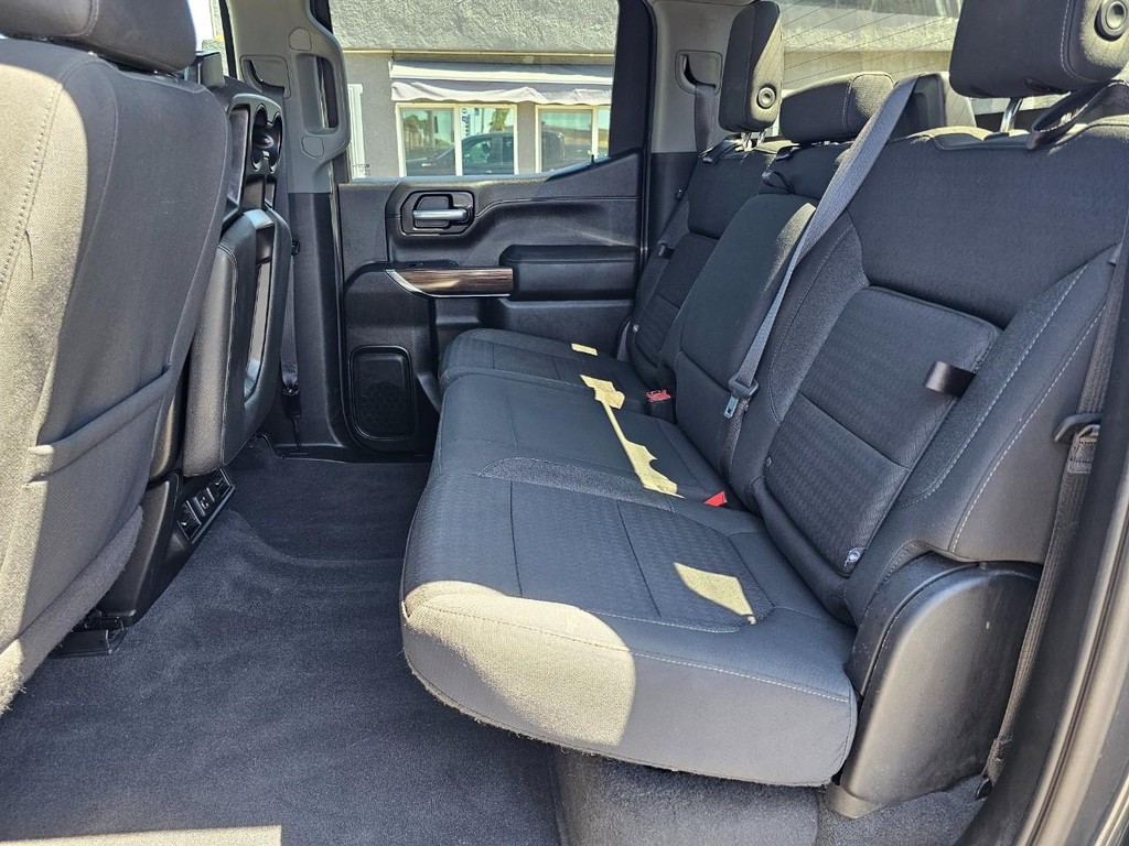 Chevrolet Silverado 1500 Vehicle Full-screen Gallery Image 26