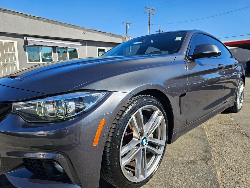 BMW 4 Series Vehicle Full-screen Gallery Image 11