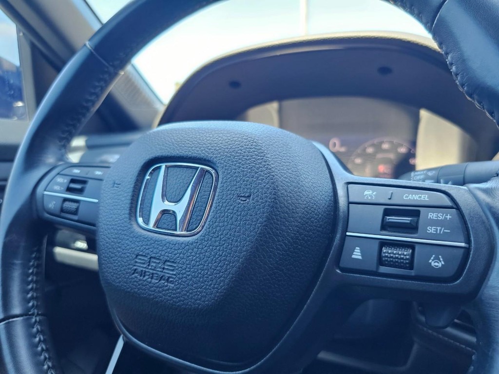 Honda Accord Hybrid Vehicle Full-screen Gallery Image 20