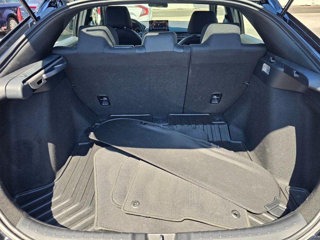 Honda Civic Hatchback Vehicle Full-screen Gallery Image 33