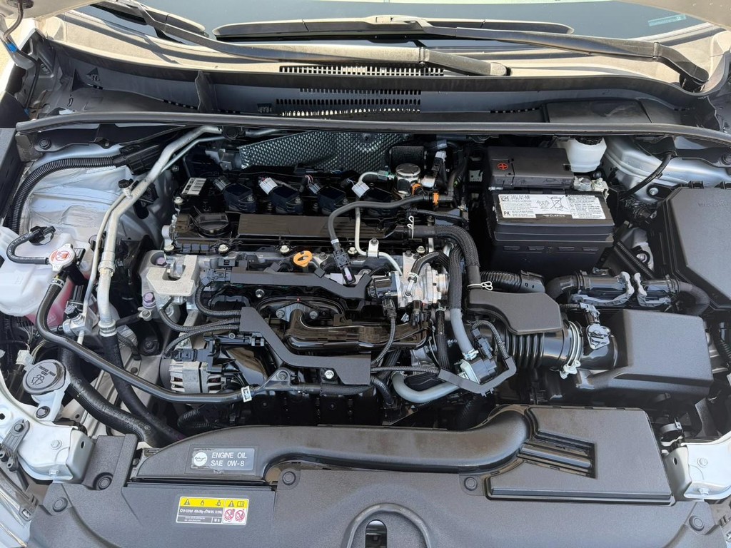 Toyota Corolla Vehicle Full-screen Gallery Image 22