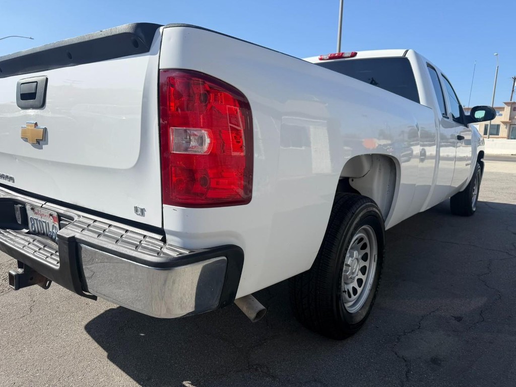 Chevrolet Silverado 1500 Vehicle Full-screen Gallery Image 8