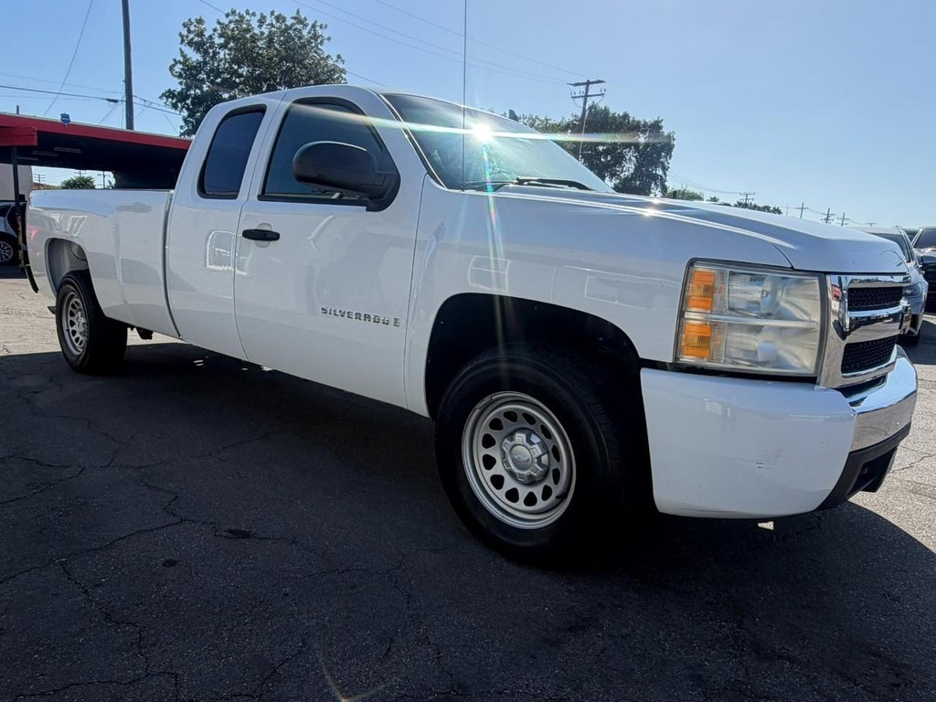 Chevrolet Silverado 1500 Vehicle Full-screen Gallery Image 11