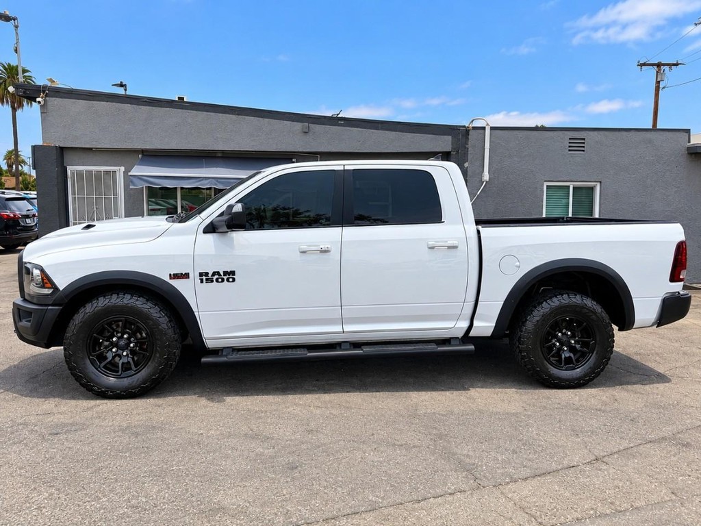 Ram 1500 Vehicle Full-screen Gallery Image 4