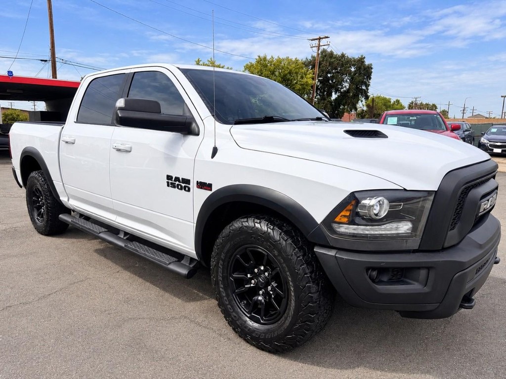 Ram 1500 Vehicle Full-screen Gallery Image 13