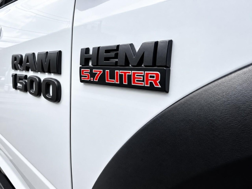 Ram 1500 Vehicle Full-screen Gallery Image 16