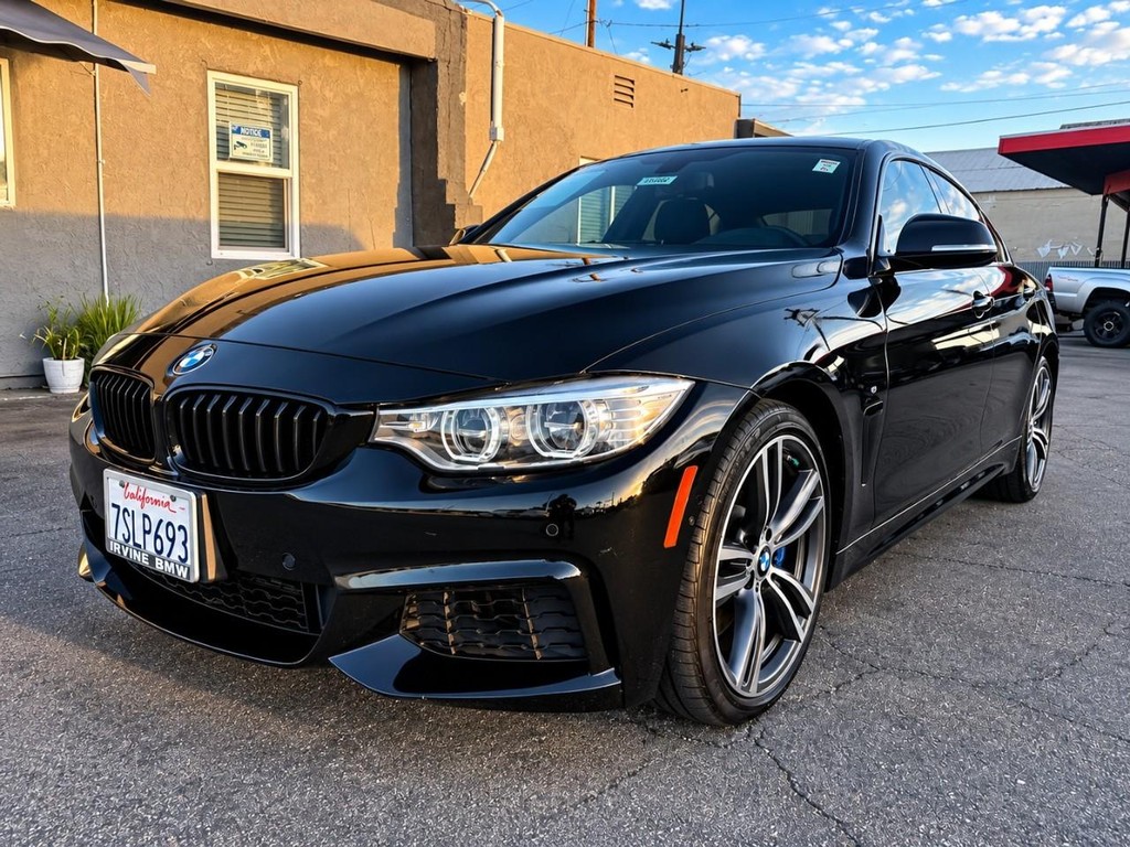 BMW 4 Series Vehicle Full-screen Gallery Image 2