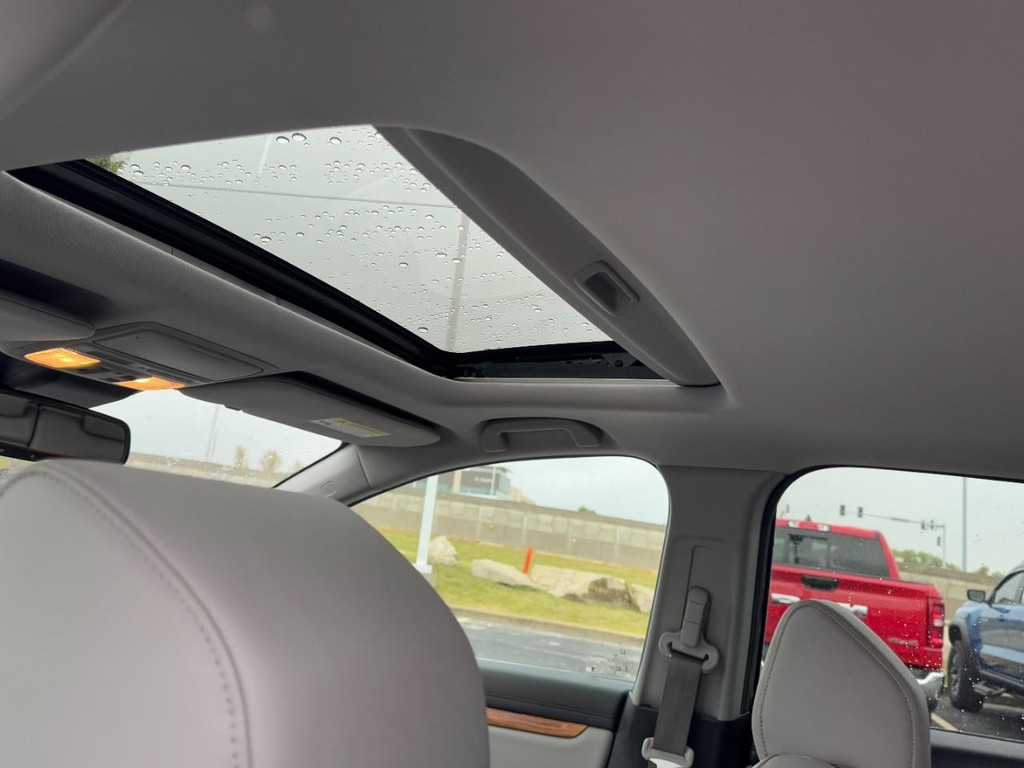 Honda CR-V Vehicle Full-screen Gallery Image 11