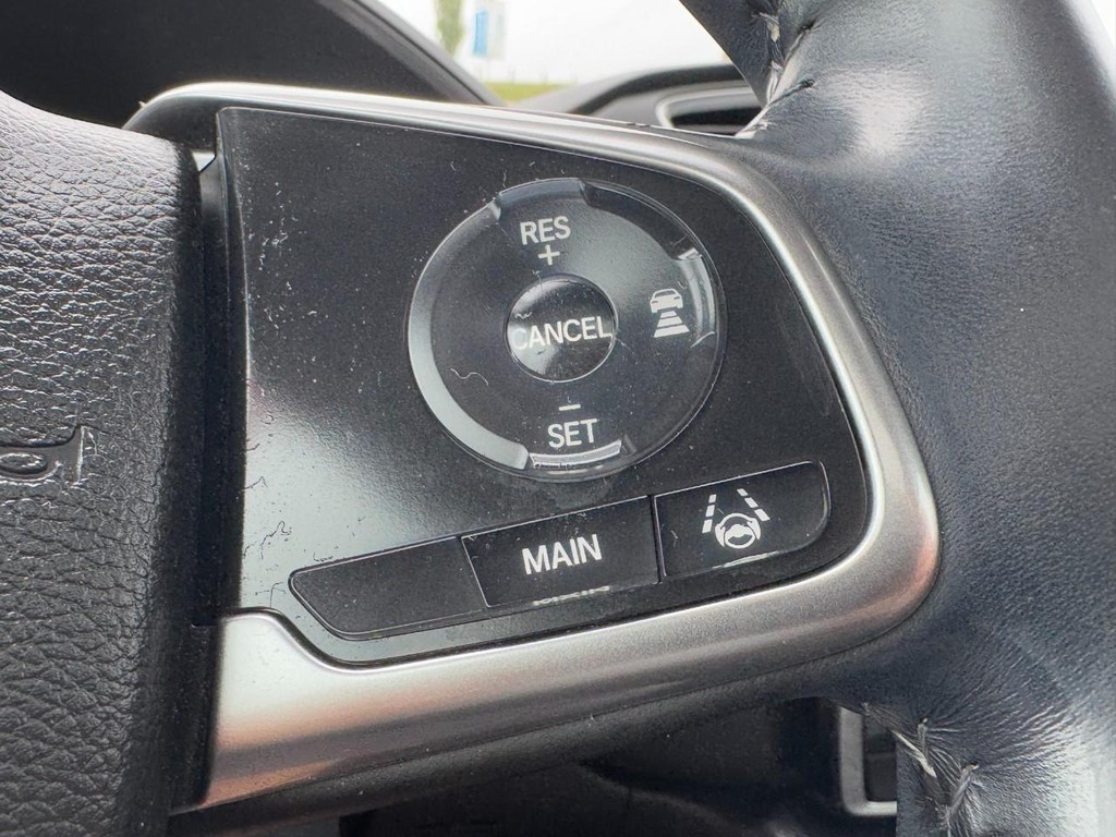 Honda CR-V Vehicle Full-screen Gallery Image 18