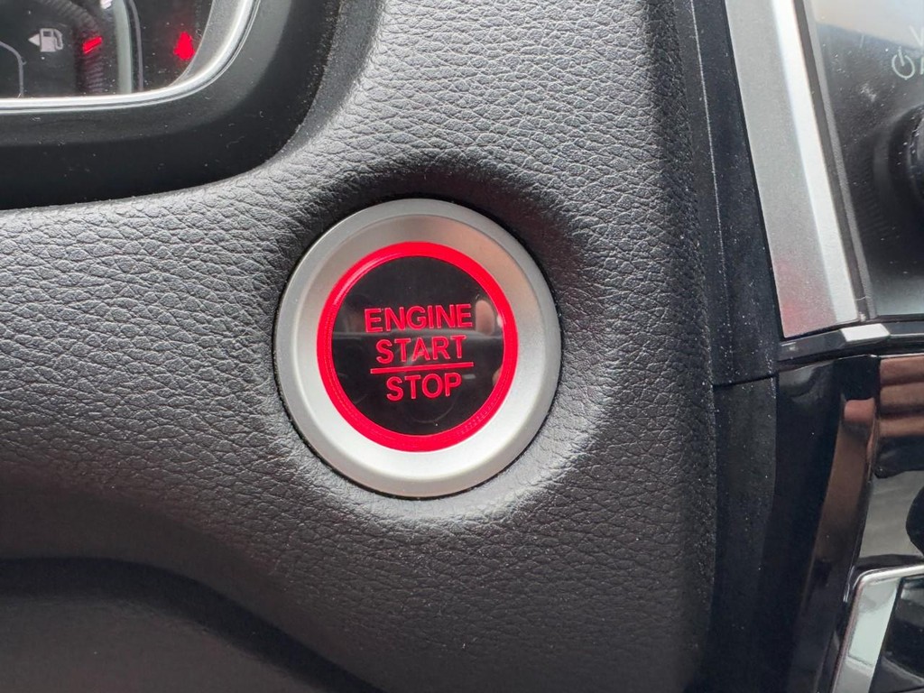 Honda CR-V Vehicle Full-screen Gallery Image 21