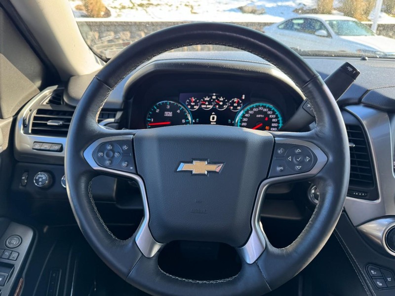 Chevrolet Tahoe Vehicle Full-screen Gallery Image 13