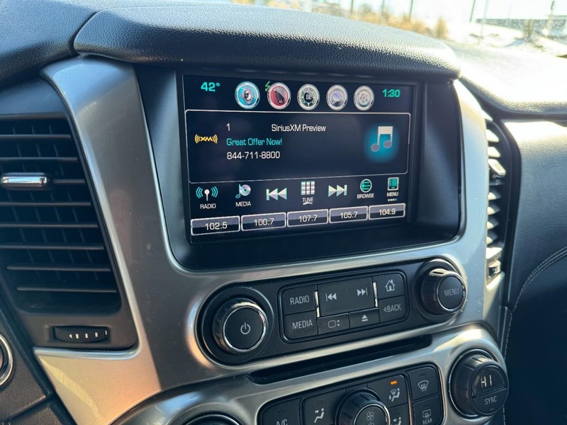 Chevrolet Tahoe Vehicle Full-screen Gallery Image 22