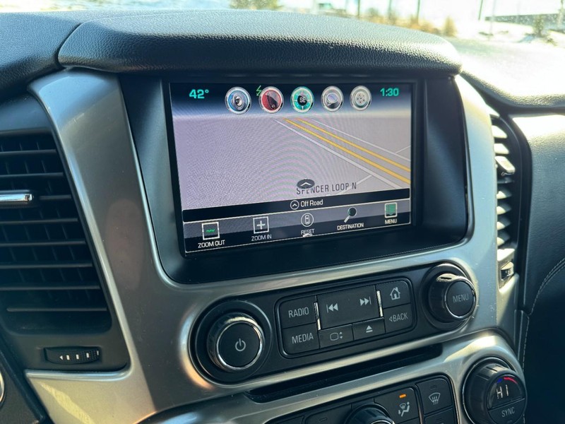 Chevrolet Tahoe Vehicle Full-screen Gallery Image 23