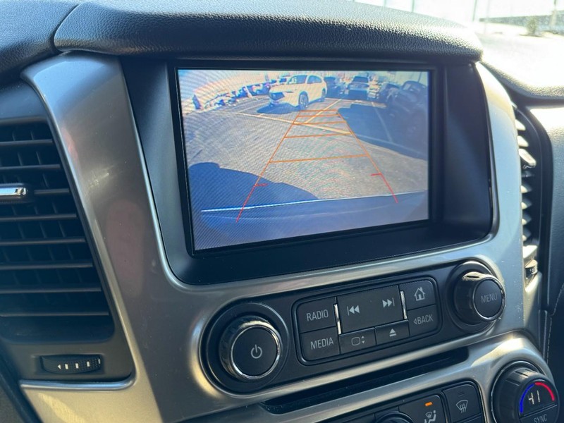 Chevrolet Tahoe Vehicle Full-screen Gallery Image 24