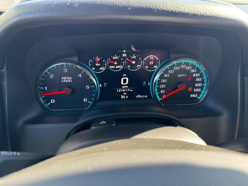 Chevrolet Tahoe Vehicle Full-screen Gallery Image 26