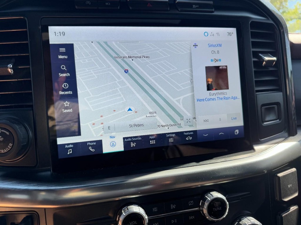 Ford F-150 Vehicle Full-screen Gallery Image 21